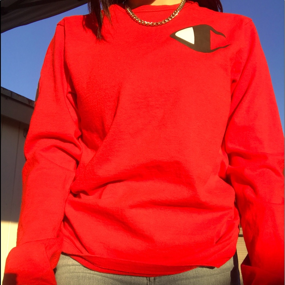 Champion LONG SLEEVE TEE!